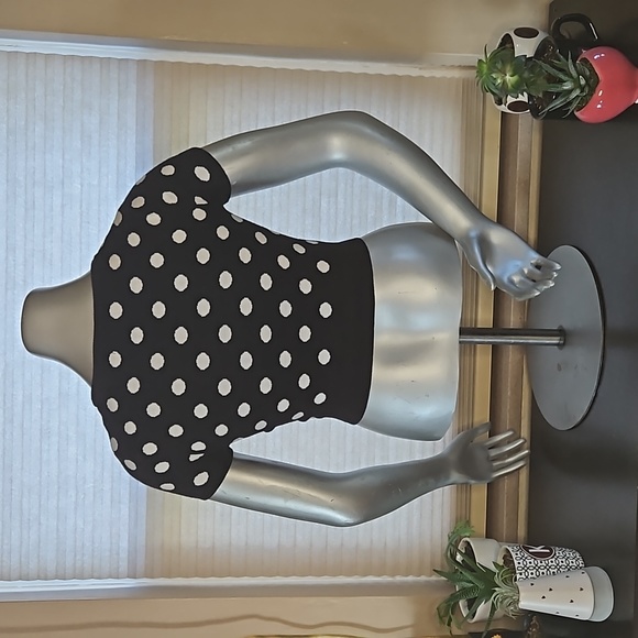 EUC Forever 21 Cropped Short Sleeve Sweater- Size S - Picture 3 of 4